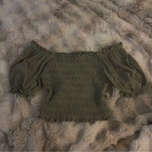 sisstrevolution sage off-shoulder top ໒꒱